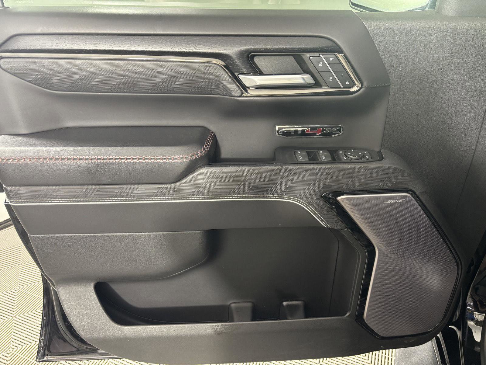 Used 2022 GMC Sierra 1500 AT4X image 15