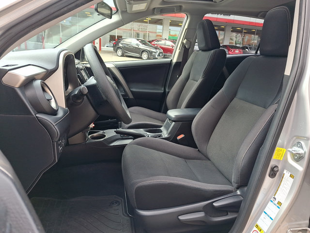 Used 2015 Toyota RAV4 XLE AWD/4WD image 13