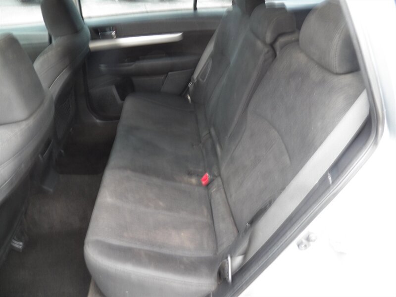 Used 2014 Subaru Outback 2.5i AWD/4WD image 7