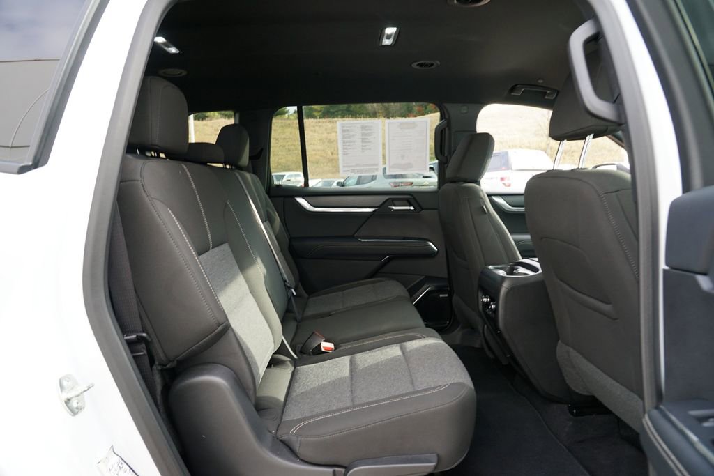 Certified 2025 GMC Acadia Elevation image 28