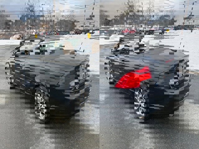 Used 2011 Volvo C70 T5 image 14