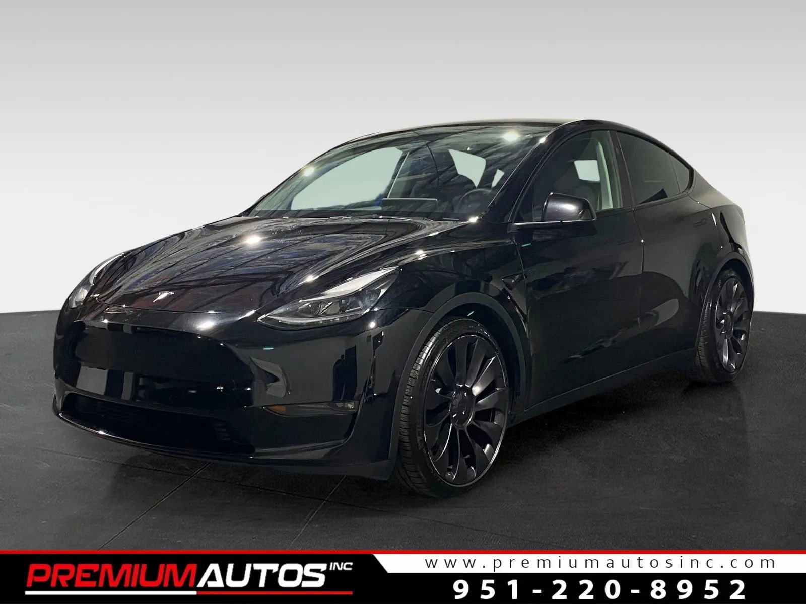 Used 2023 Tesla Model Y Performance image 1