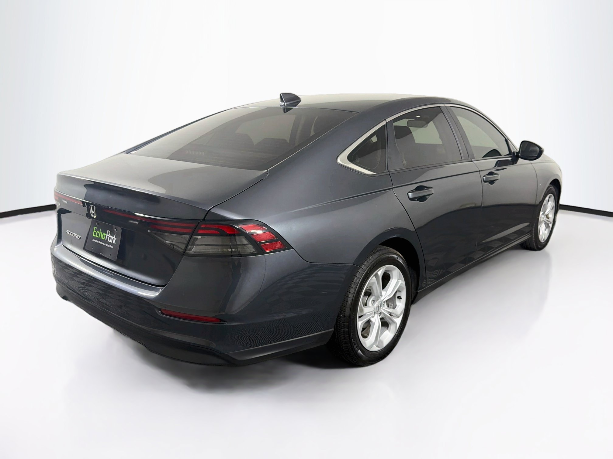 Used 2025 Honda Accord LX image 9