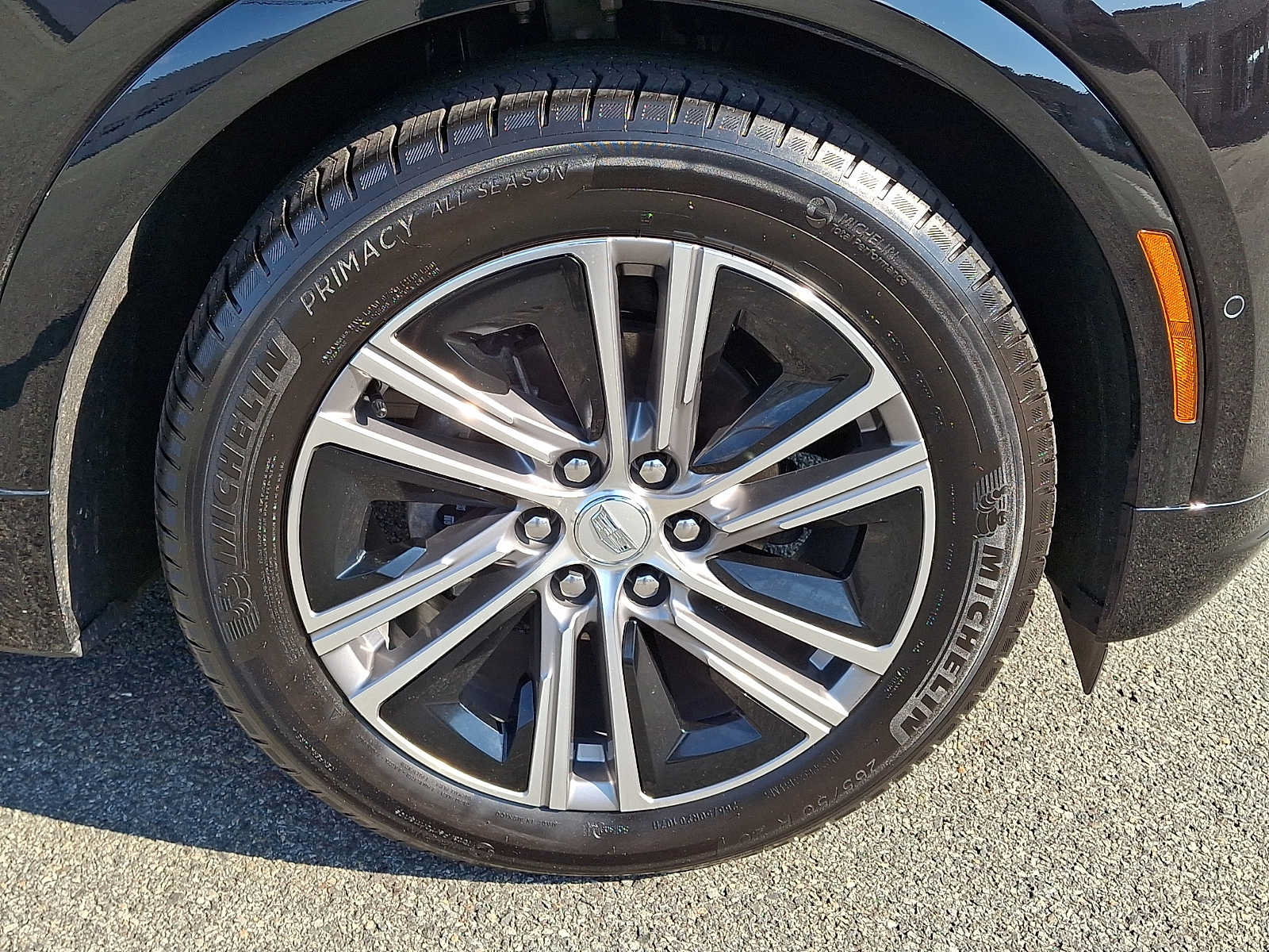 Used 2026 Cadillac Lyriq Luxury AWD/4WD image 8