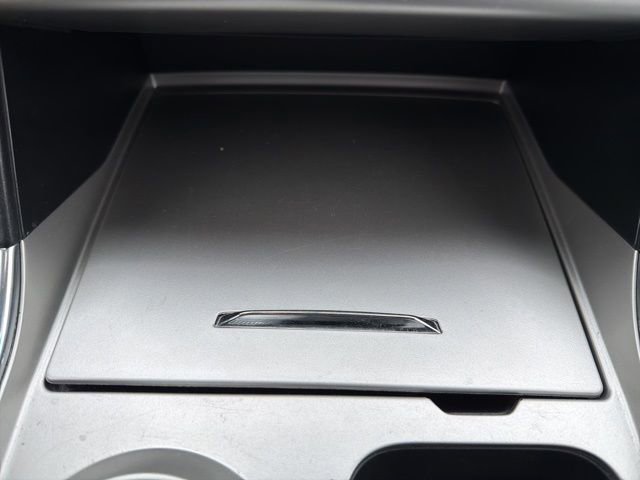 Certified 2021 Ford Explorer XLT w/ Equipment Group 202A image 33