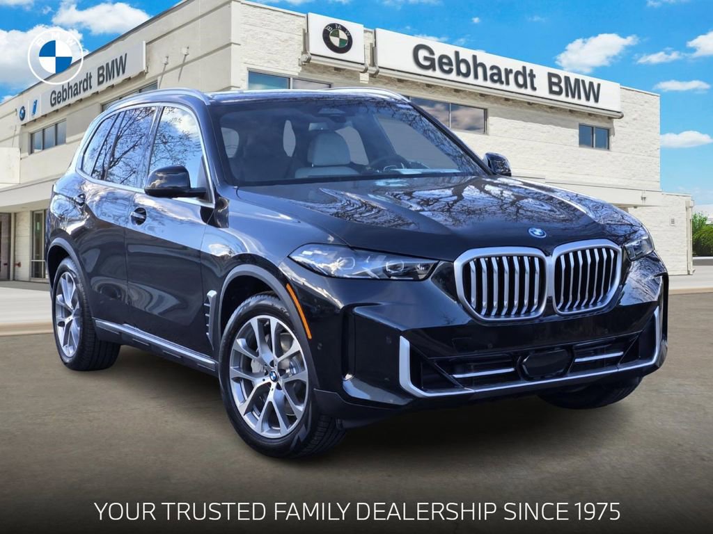 New 2026 BMW X5 xDrive50e w/ Executive Package