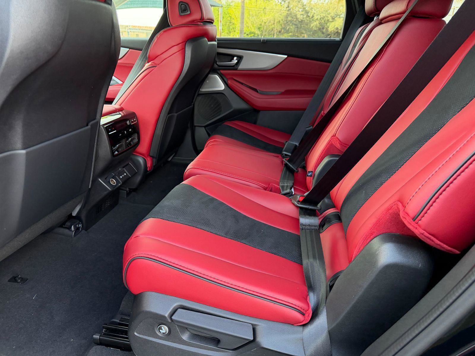 New 2026 Acura MDX A-Spec image 4