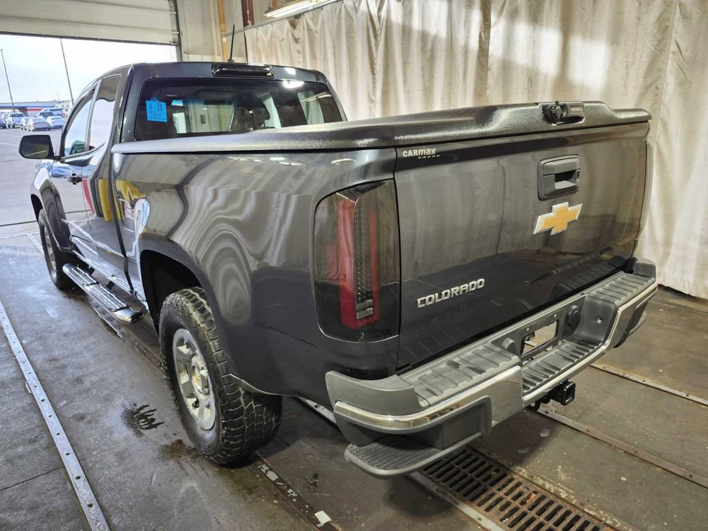 Used 2019 Chevrolet Colorado W/T image 3
