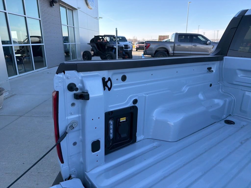 New 2026 Ford Maverick XLT w/ XLT Luxury Package image 8