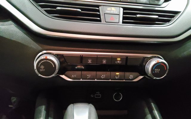 Used 2024 Nissan Altima 2.5 S image 32