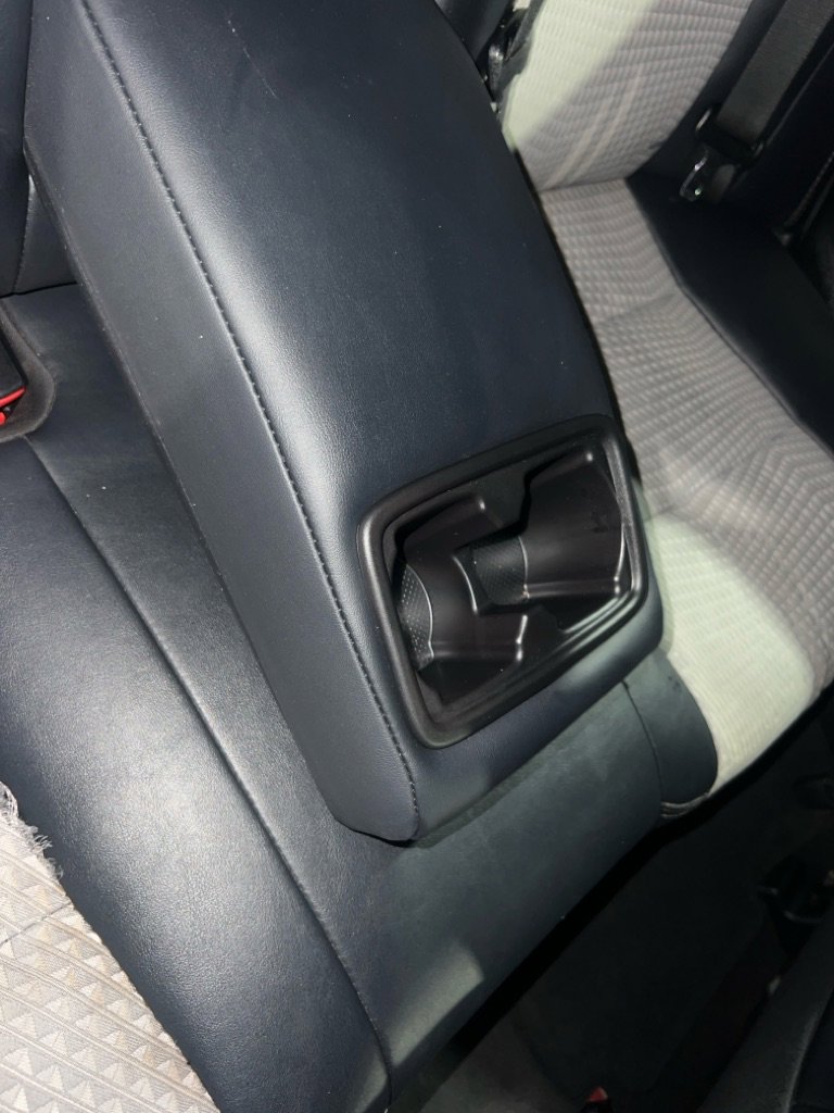 Used 2012 Toyota Camry SE image 16