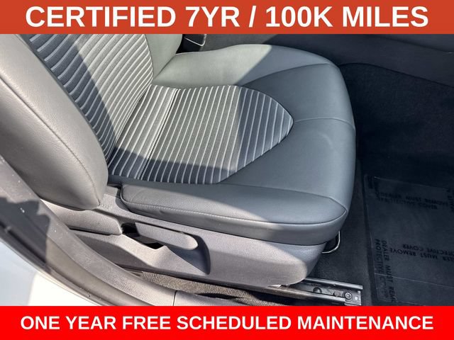 Used 2024 Toyota Camry SE FWD image 5