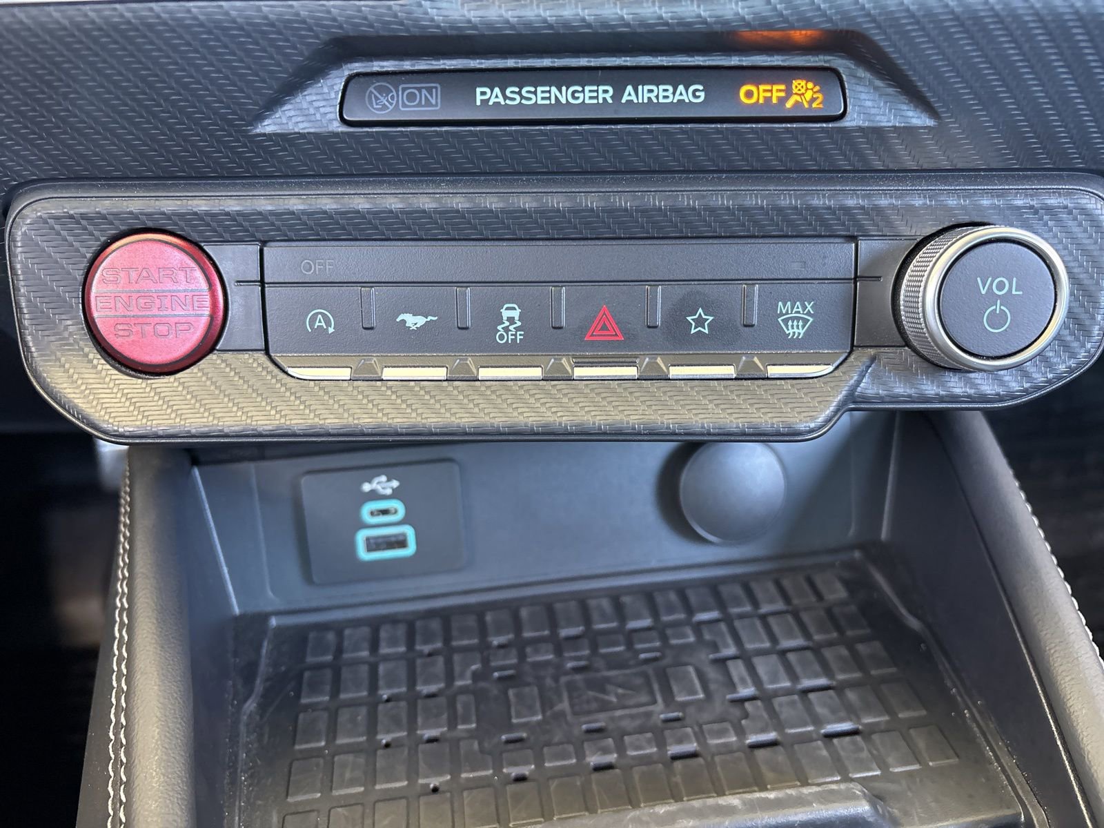 Used 2024 Ford Mustang GT Premium image 23