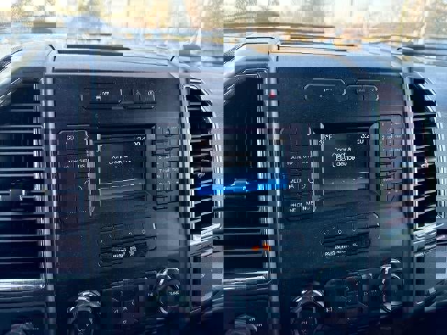 Used 2016 Ford F150 XLT w/ Trailer Tow Package image 13