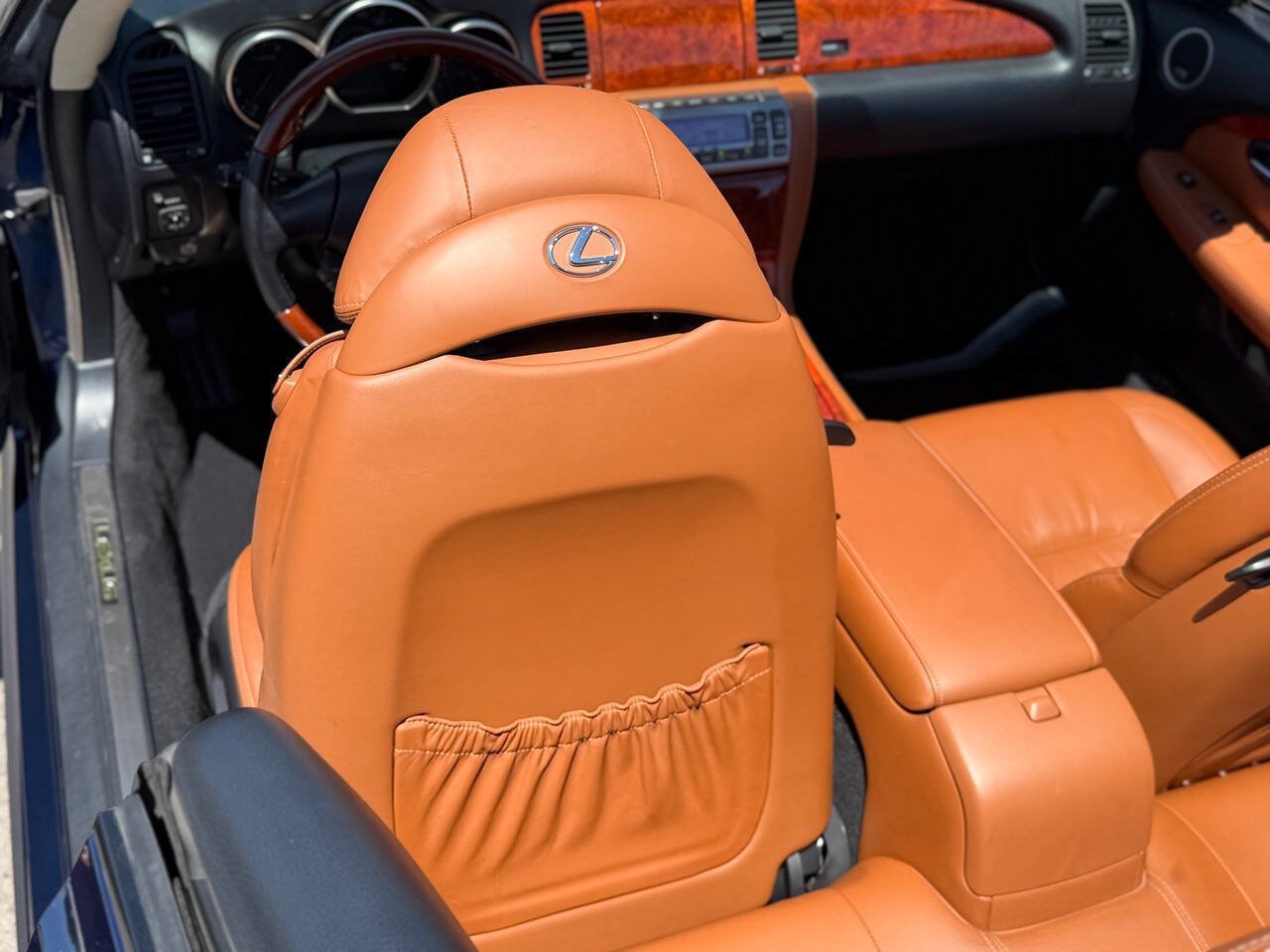 Used 2005 Lexus SC 430 Convertible w/ Preferred Accessory Pkg RWD image 87