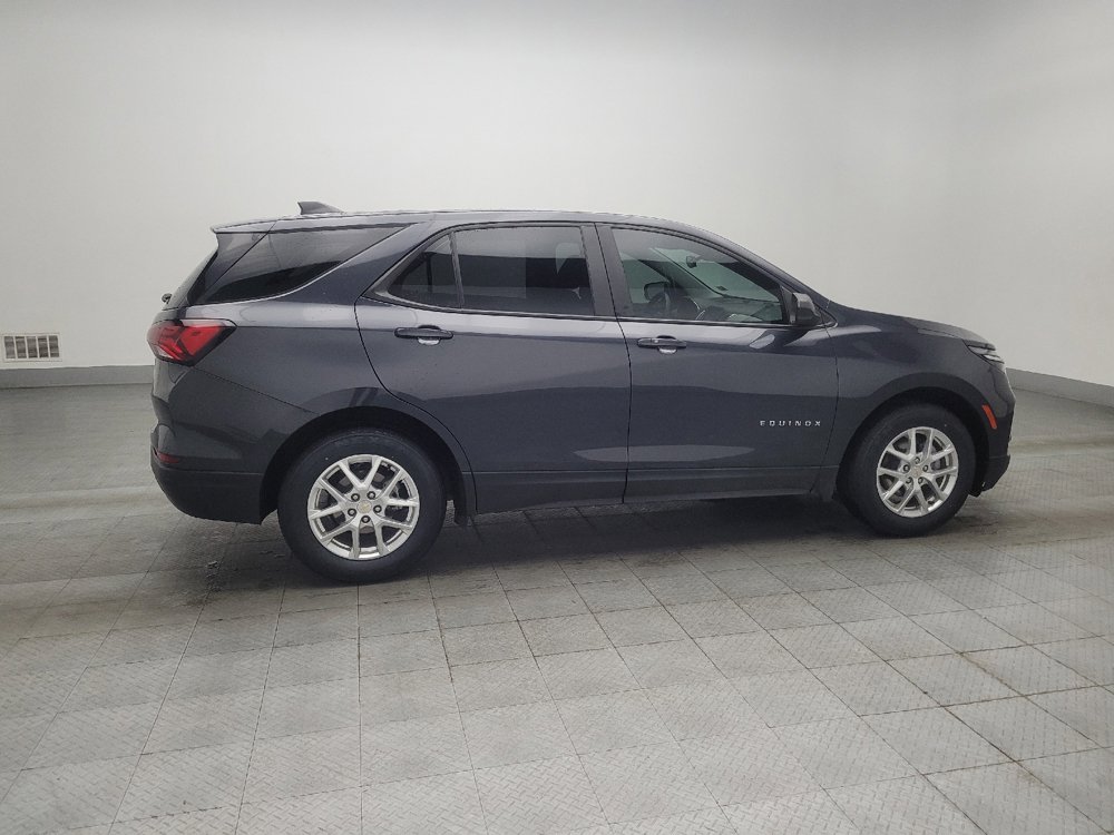 Used 2022 Chevrolet Equinox LS image 10