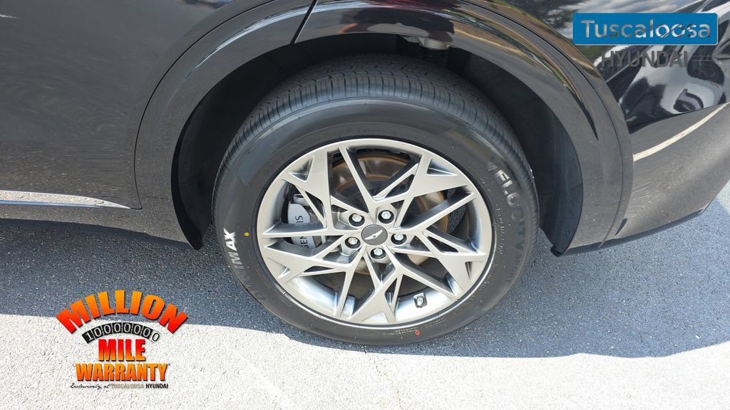 Used 2025 Genesis GV70 2.5T AWD/4WD image 11