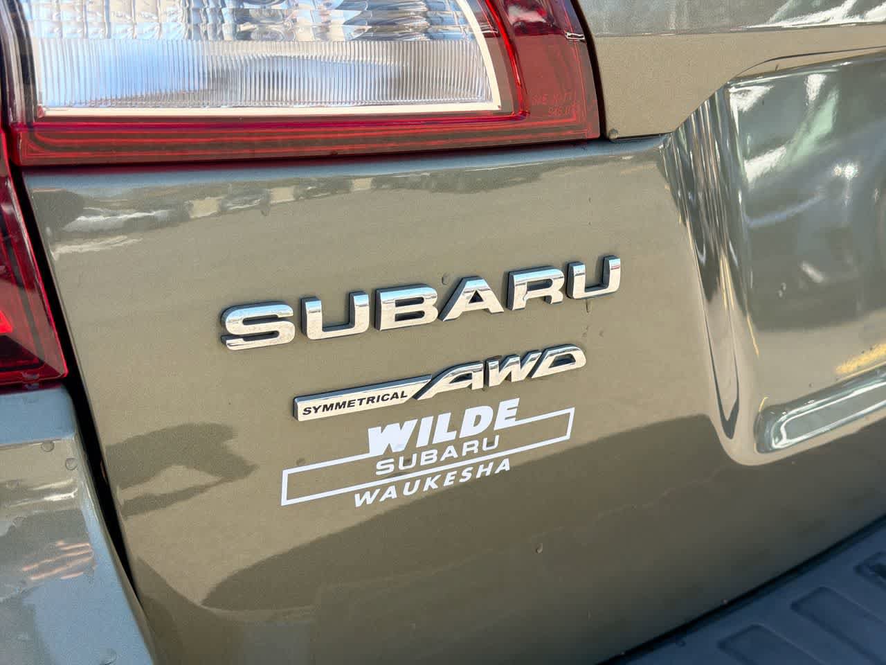 Used 2017 Subaru Outback 2.5i Touring w/ Popular Package #5A AWD/4WD image 17