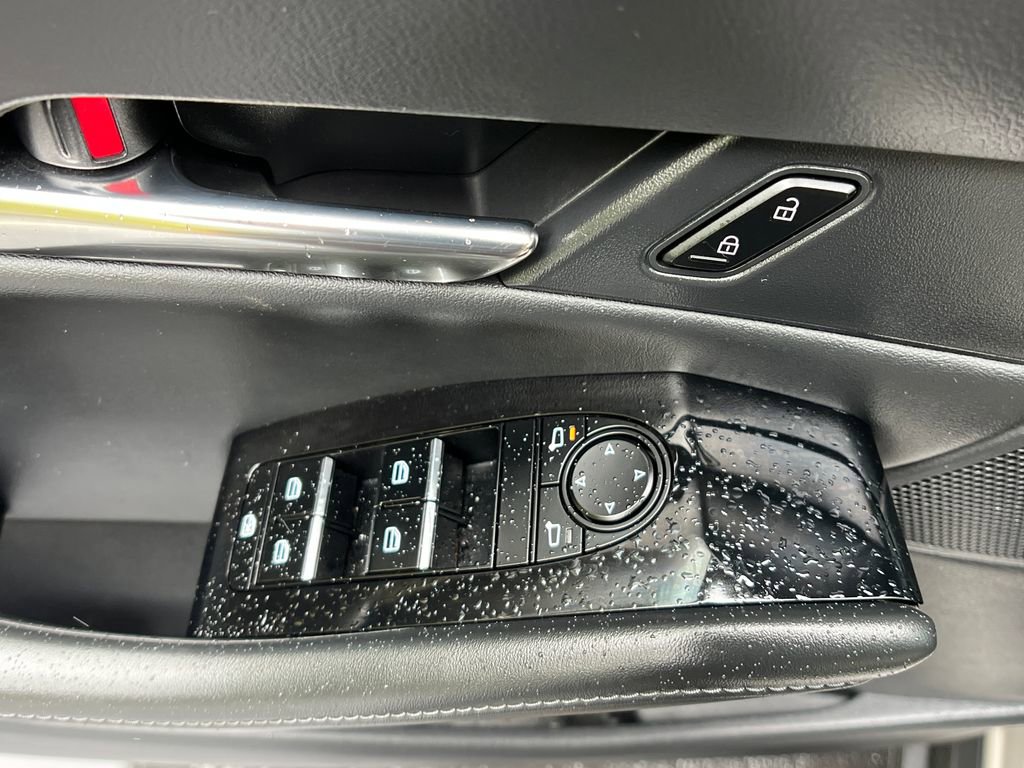 Used 2024 MAZDA CX-30 AWD 2.5 S w/ Preferred Package image 12