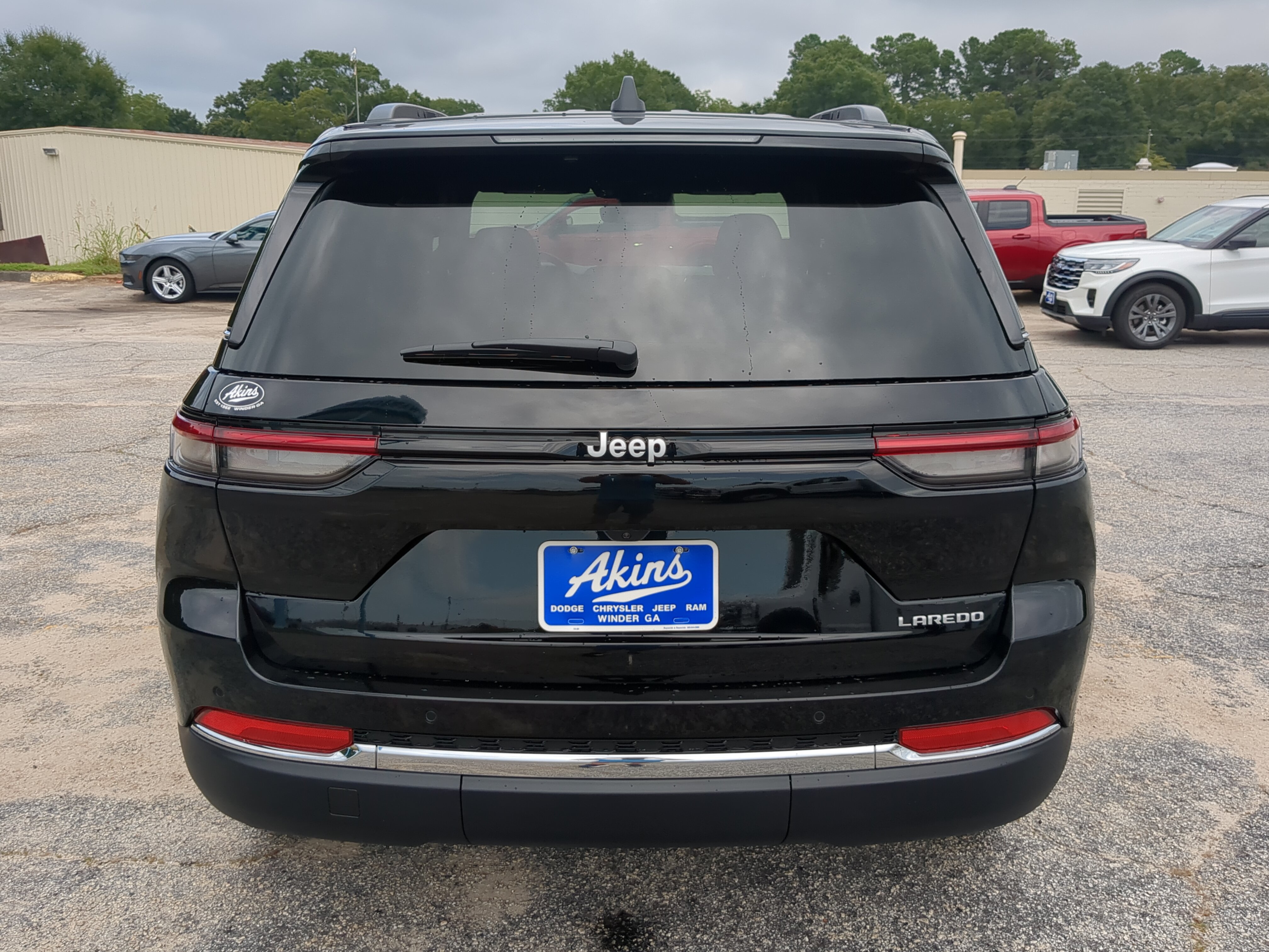 New 2026 Jeep Grand Cherokee Laredo X RWD image 4
