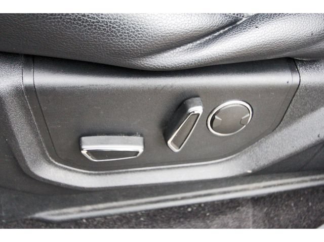 Used 2018 Ford Expedition Limited w/ Equipment Group 301A RWD image 26