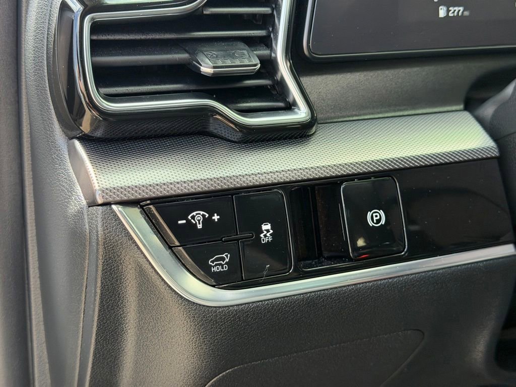 Used 2024 Kia Sportage SX AWD/4WD image 19