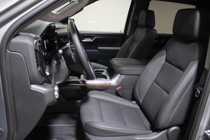 New 2026 GMC Sierra 1500 Elevation w/ Elevation Premium Package AWD/4WD image 19