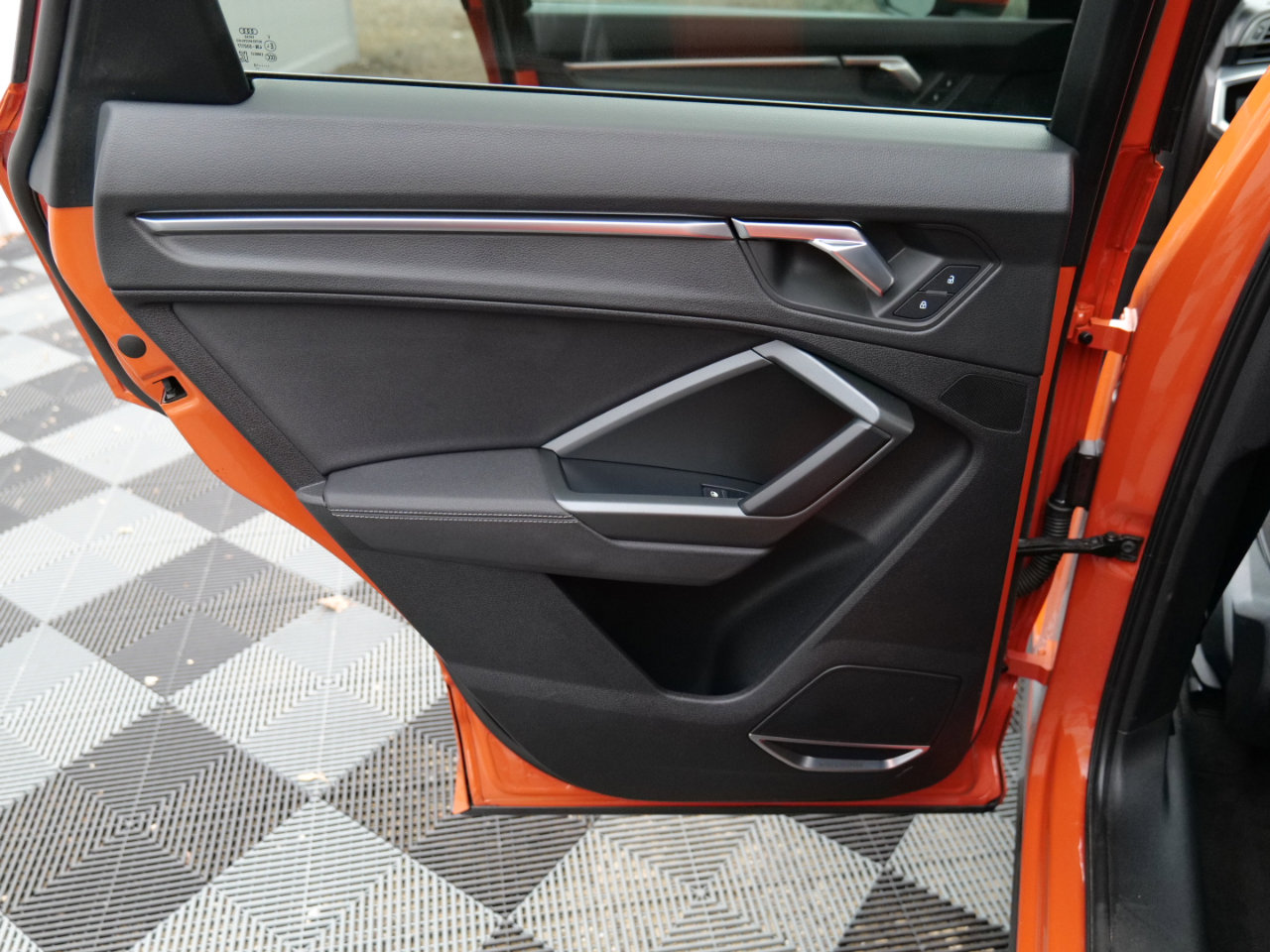 Used 2019 Audi Q3 2.0T Premium Plus w/ Premium Plus Package image 44