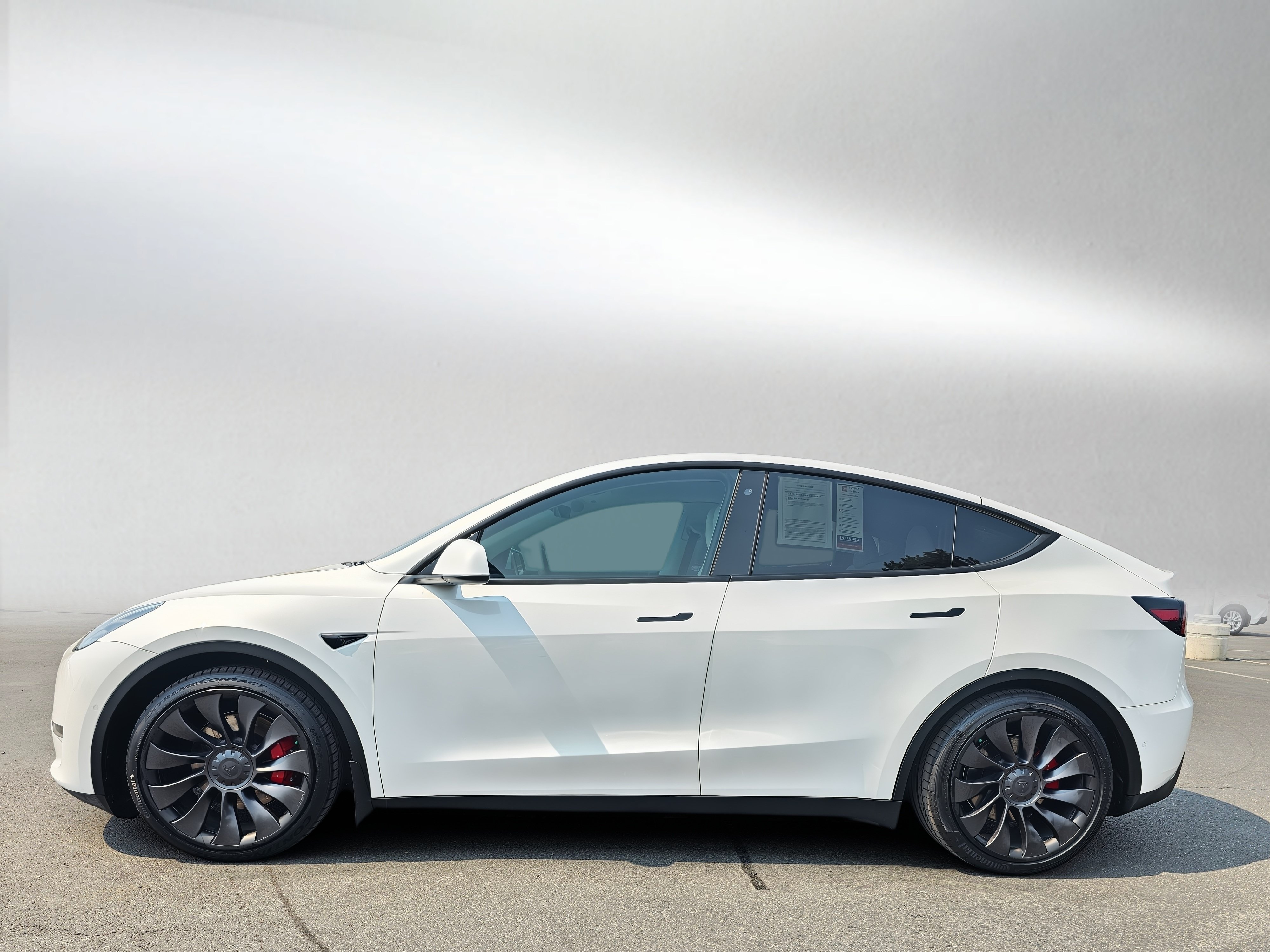 Used 2020 Tesla Model Y Performance AWD/4WD image 2