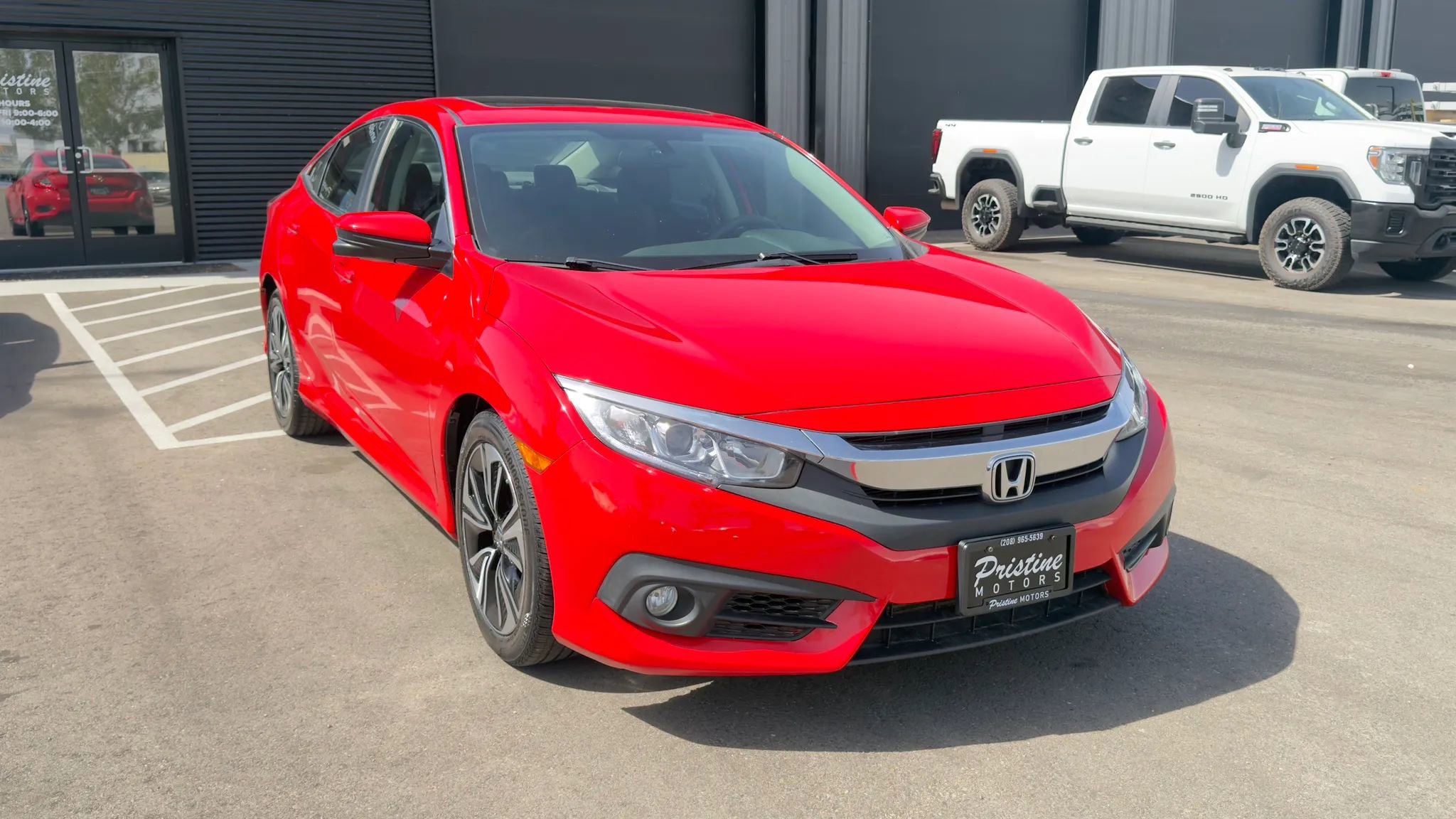 Used 2017 Honda Civic EX-T image 2