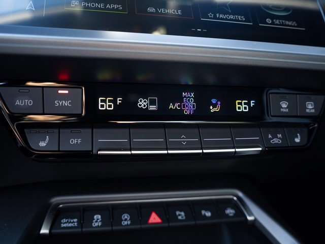 Used 2025 Audi A3 2.0T Premium w/ Convenience Package image 26