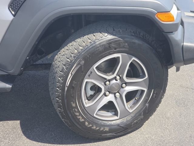 Used 2018 Jeep Wrangler Unlimited Sport S AWD/4WD image 22