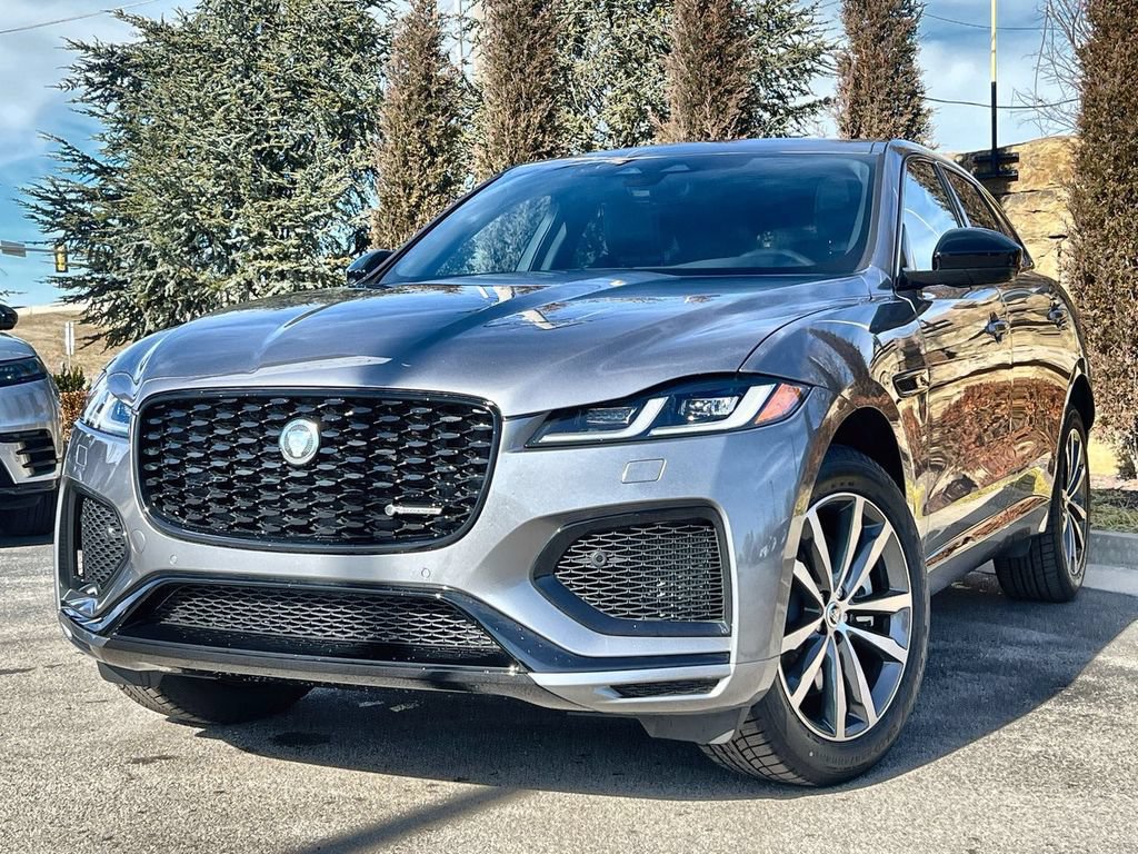 Used 2025 Jaguar F-PACE R-Dynamic S AWD/4WD image 1