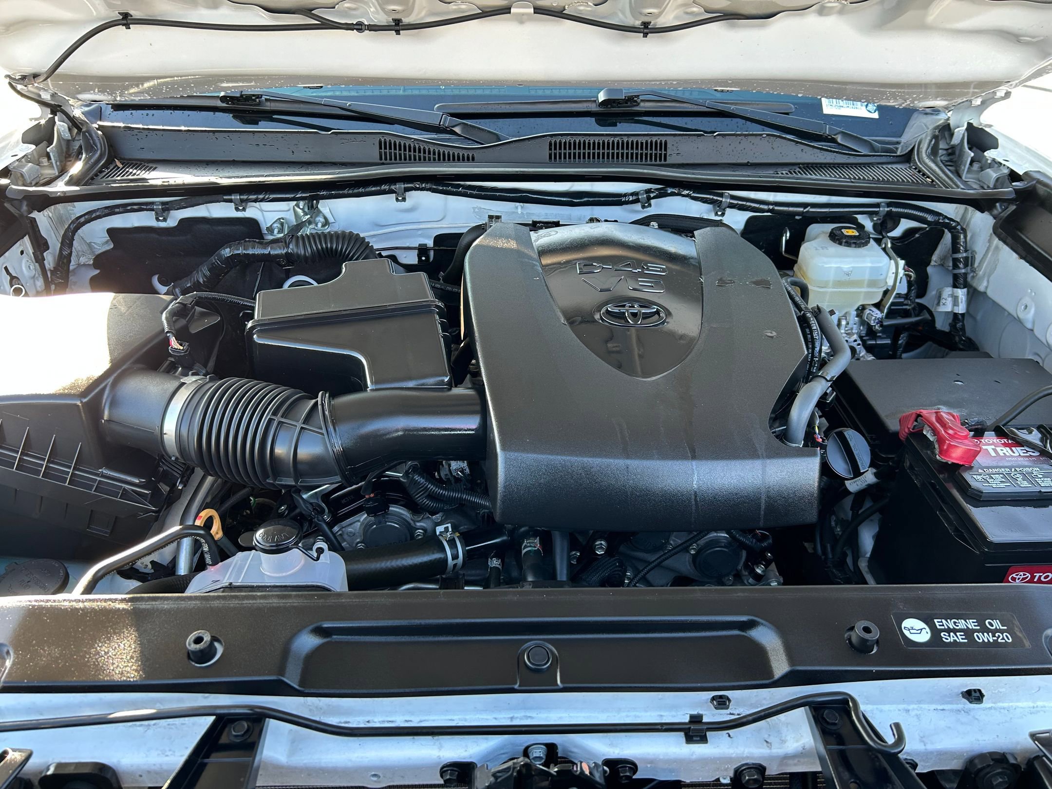 Used 2018 Toyota Tacoma TRD Off-Road image 32