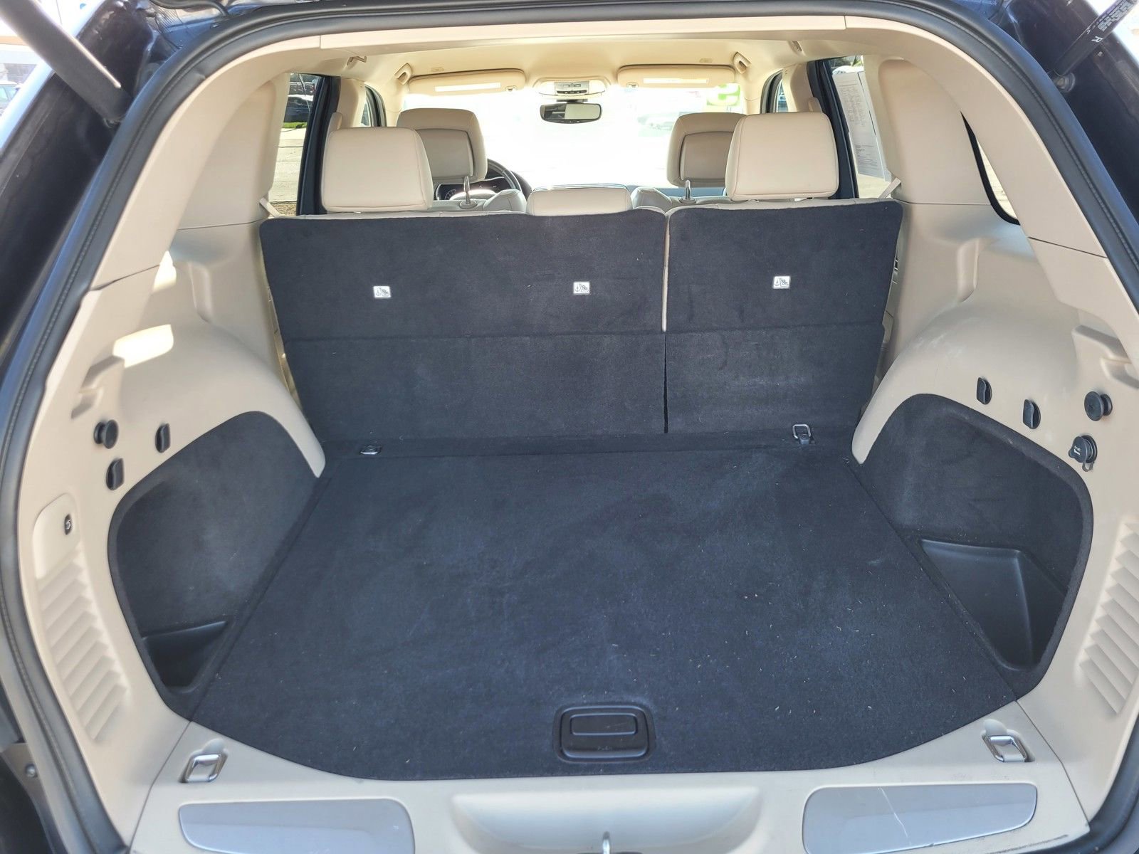 Used 2019 Jeep Grand Cherokee Limited image 10