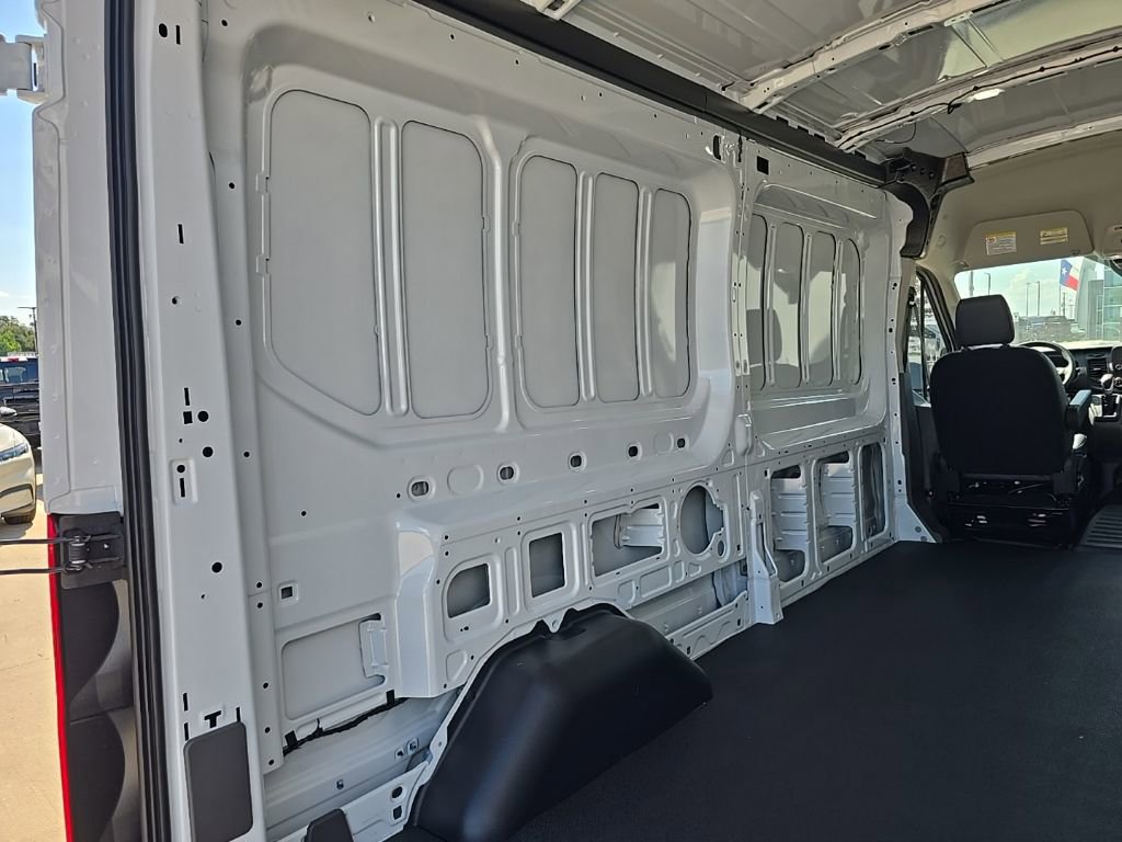 New 2025 Ford Transit 250 148 Medium Roof RWD image 13