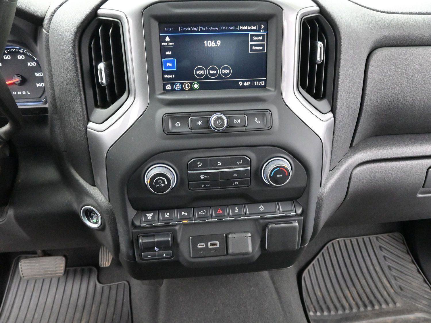 Used 2024 Chevrolet Silverado 2500 Custom w/ Custom Value Package image 20