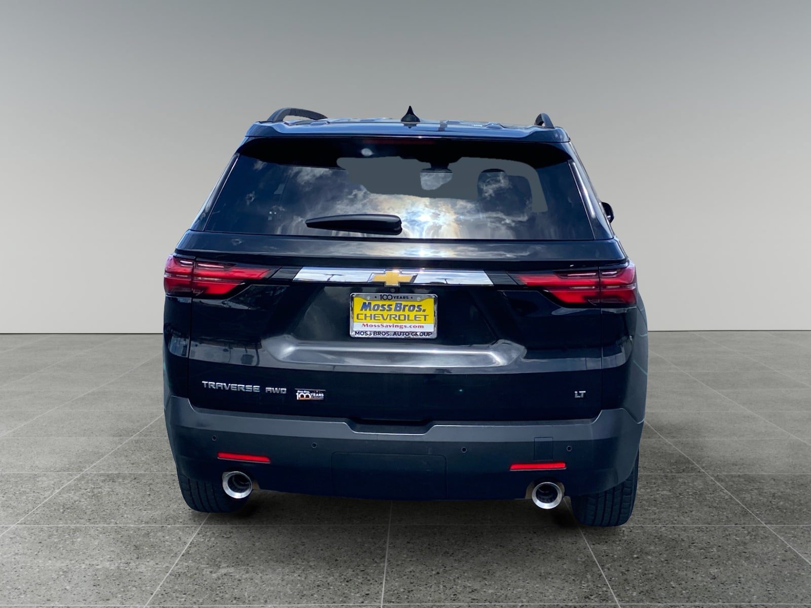 Used 2023 Chevrolet Traverse LT AWD/4WD image 4
