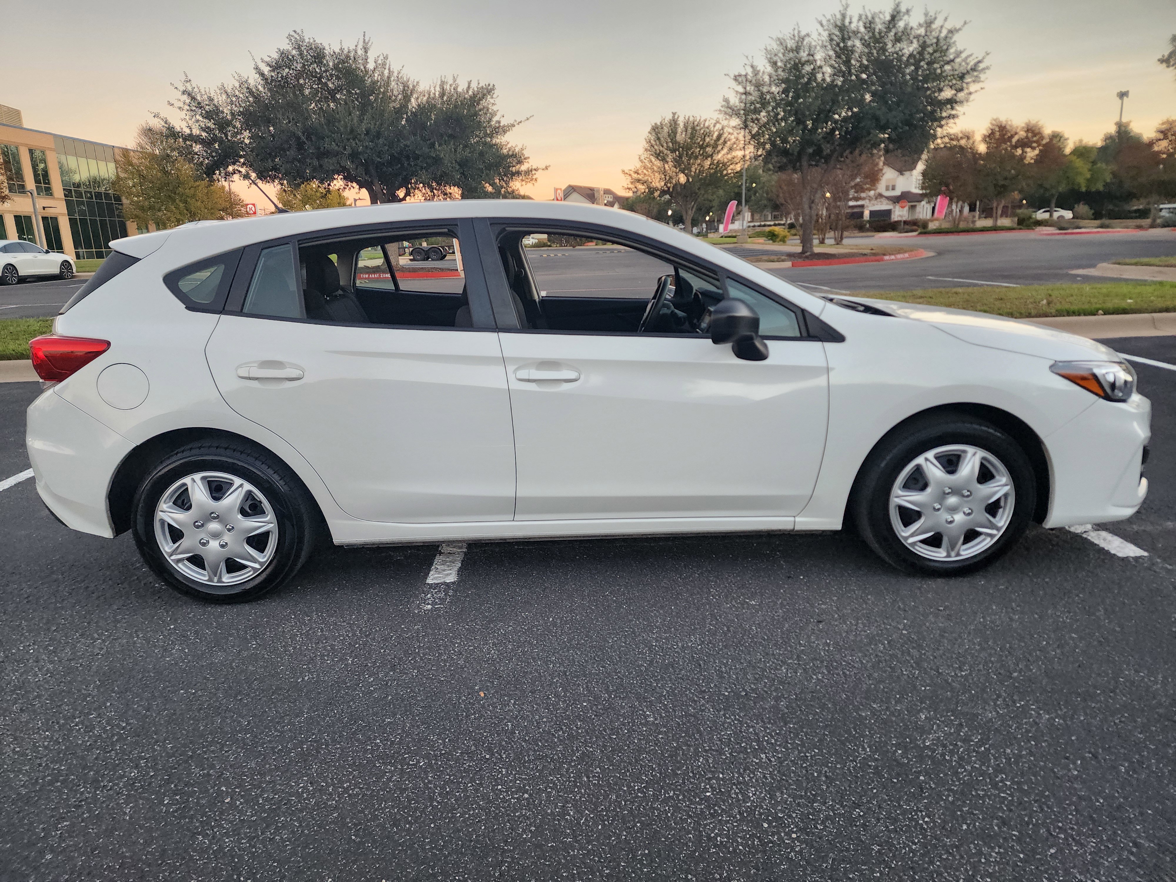 Used 2019 Subaru Impreza 2.0i image 8