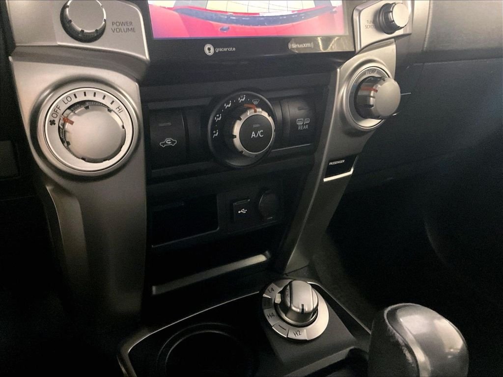 Used 2022 Toyota 4Runner SR5 AWD/4WD image 25
