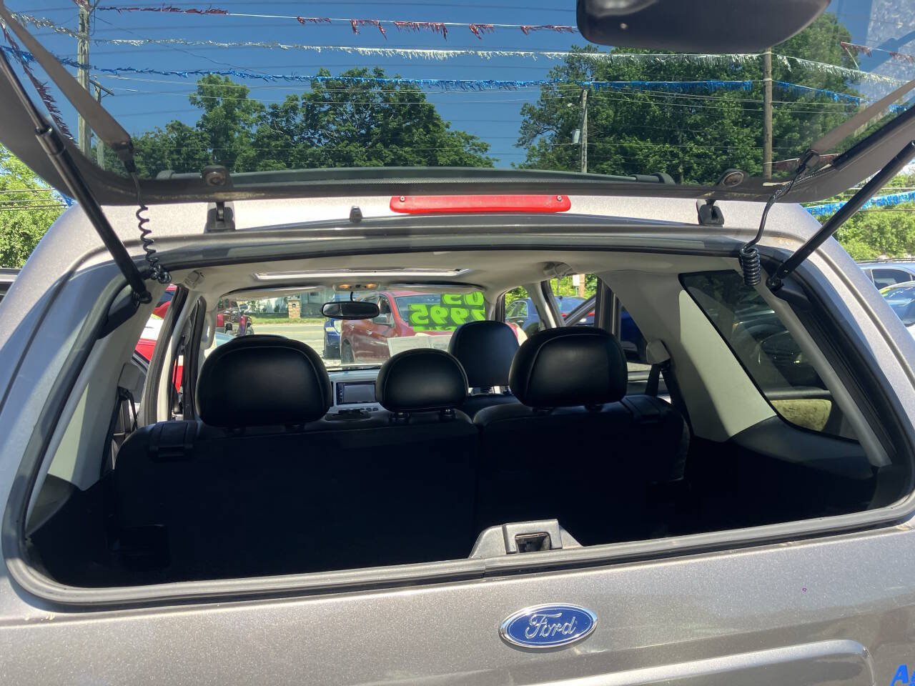 Used 2005 Ford Escape Limited AWD/4WD image 32