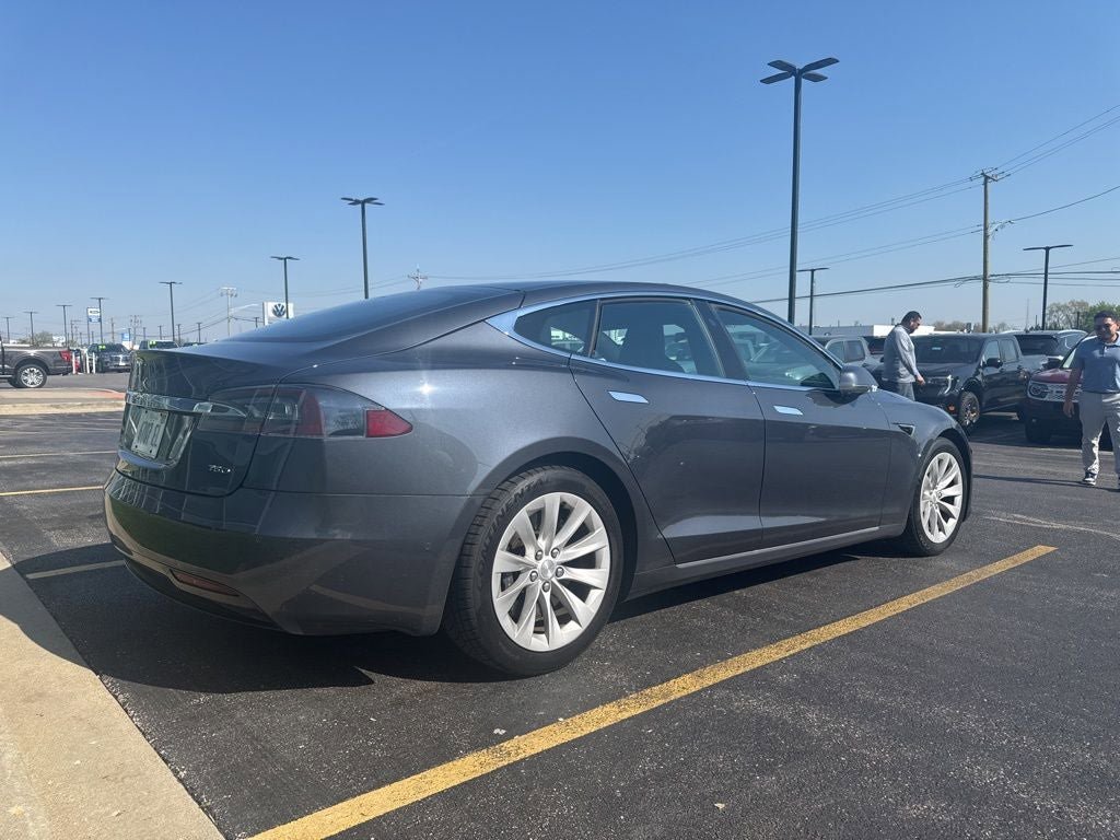 Used 2016 Tesla Model S 70D AWD/4WD image 3