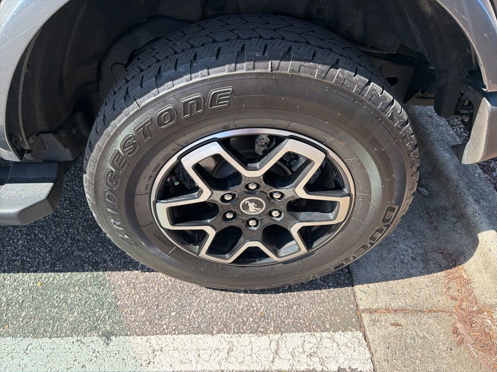 Used 2024 Ford Bronco Outer Banks image 14