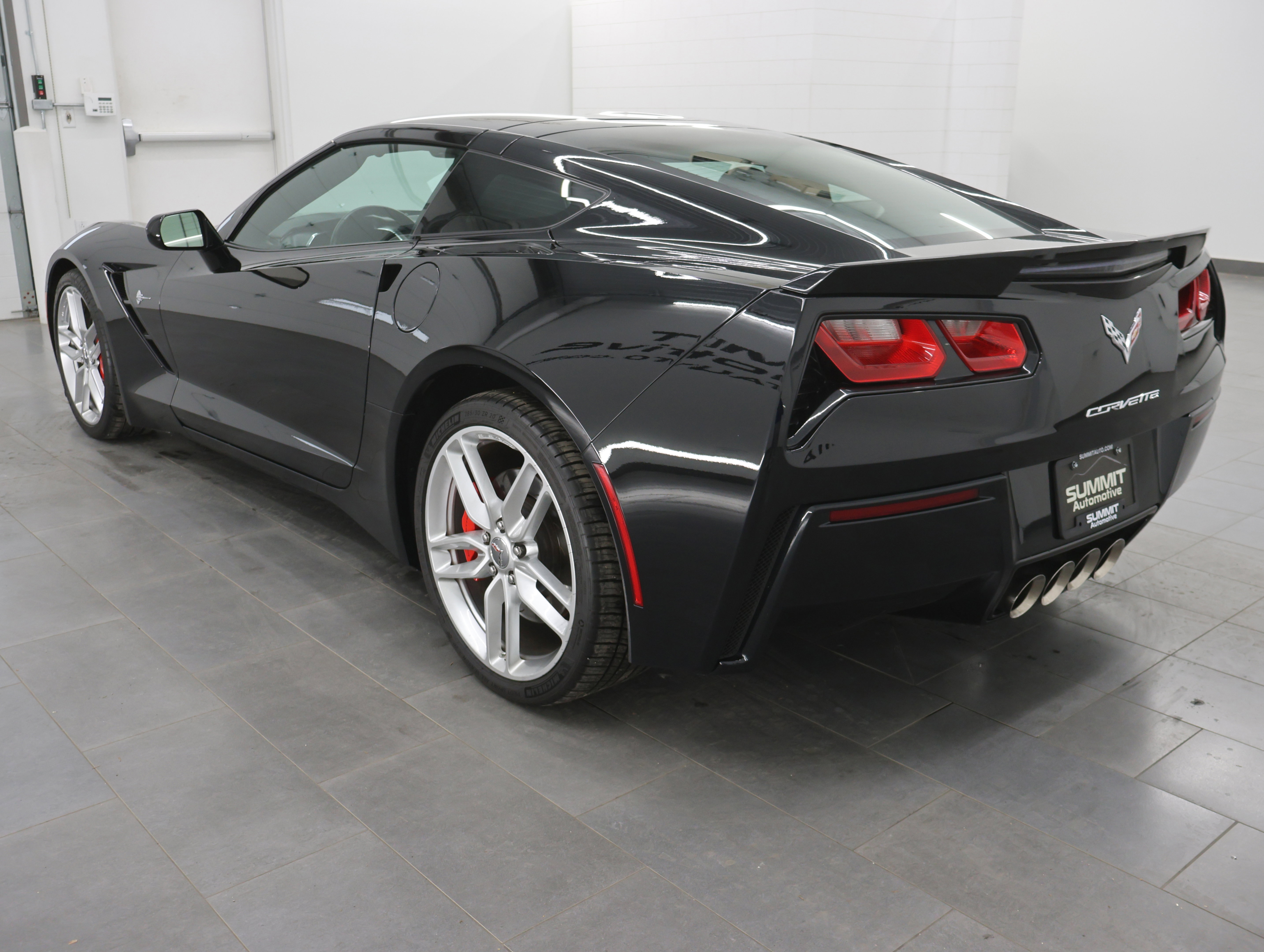 Used 2014 Chevrolet Corvette Stingray Coupe image 6