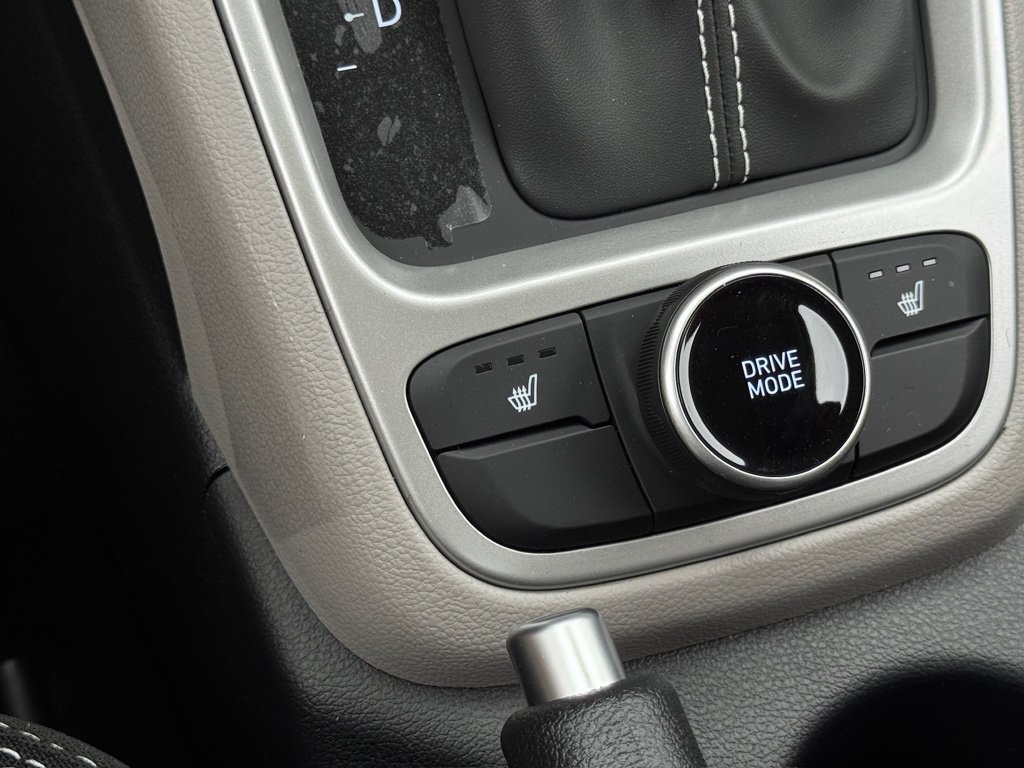 New 2026 Hyundai Venue SEL FWD image 7
