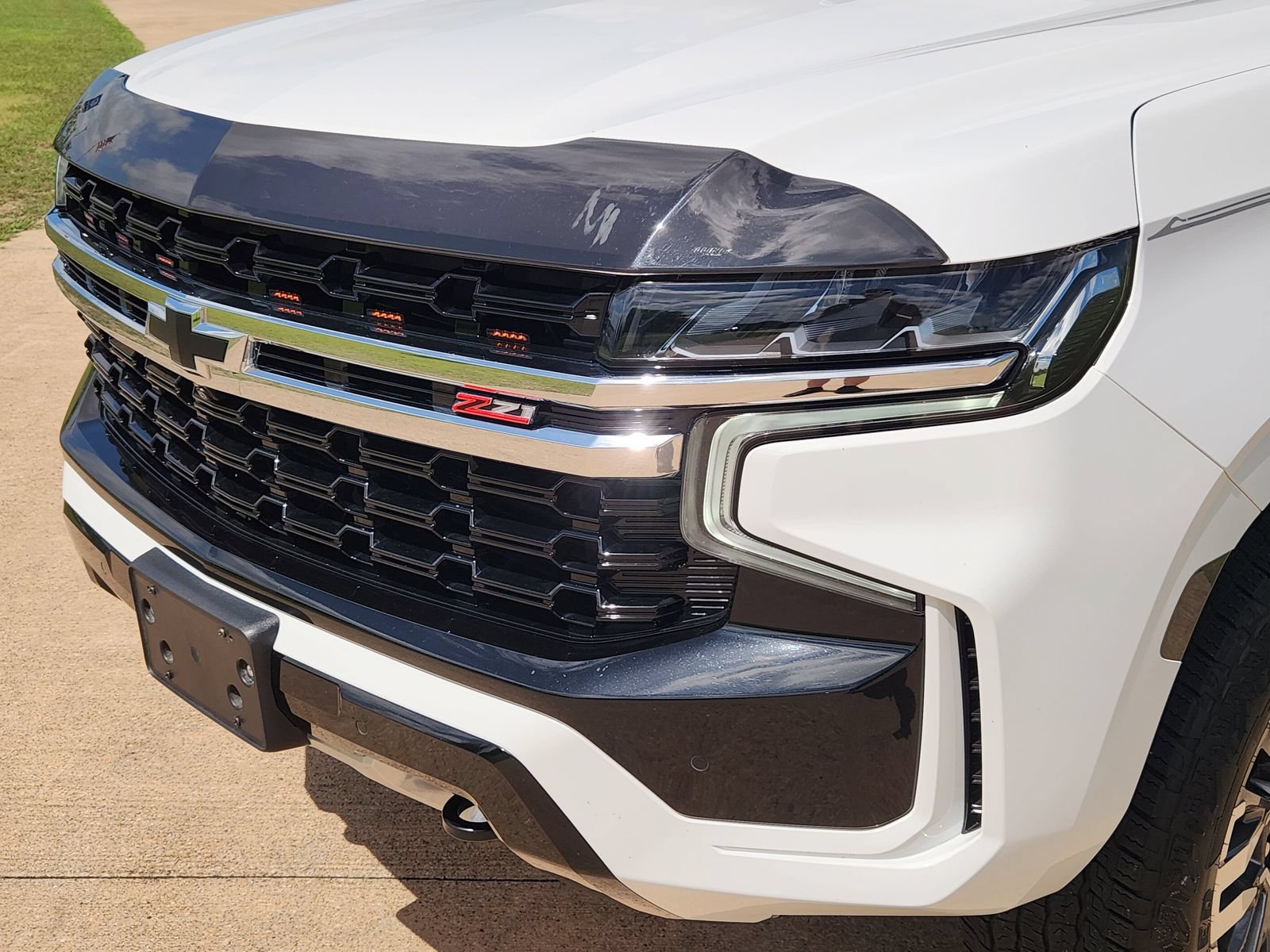 Used 2021 Chevrolet Tahoe Z71 w/ Z71 Off-Road Package AWD/4WD image 10