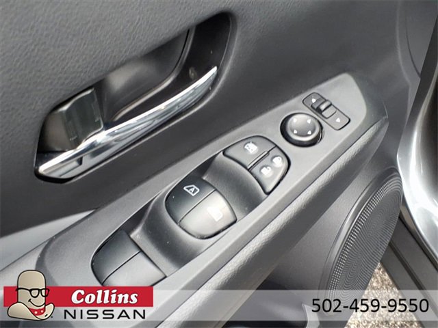 Certified 2024 Nissan Kicks SR w/ SR Premium Package image 17