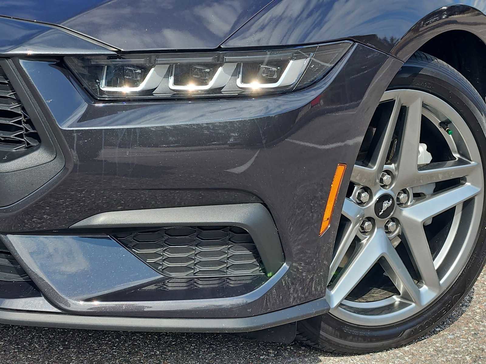 Used 2024 Ford Mustang Premium image 11