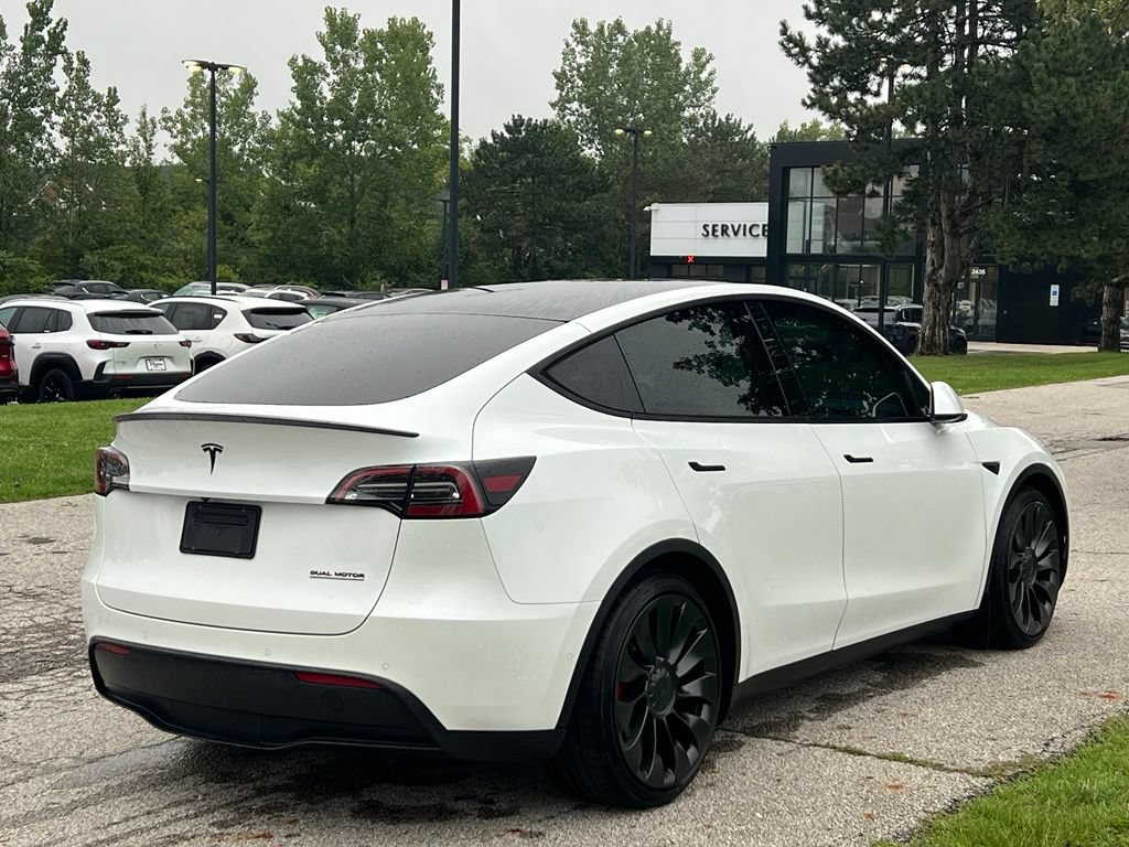 Used 2022 Tesla Model Y Performance AWD/4WD image 5