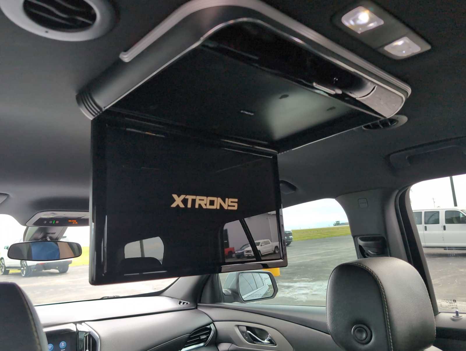 Used 2023 Chevrolet Traverse LT FWD image 33